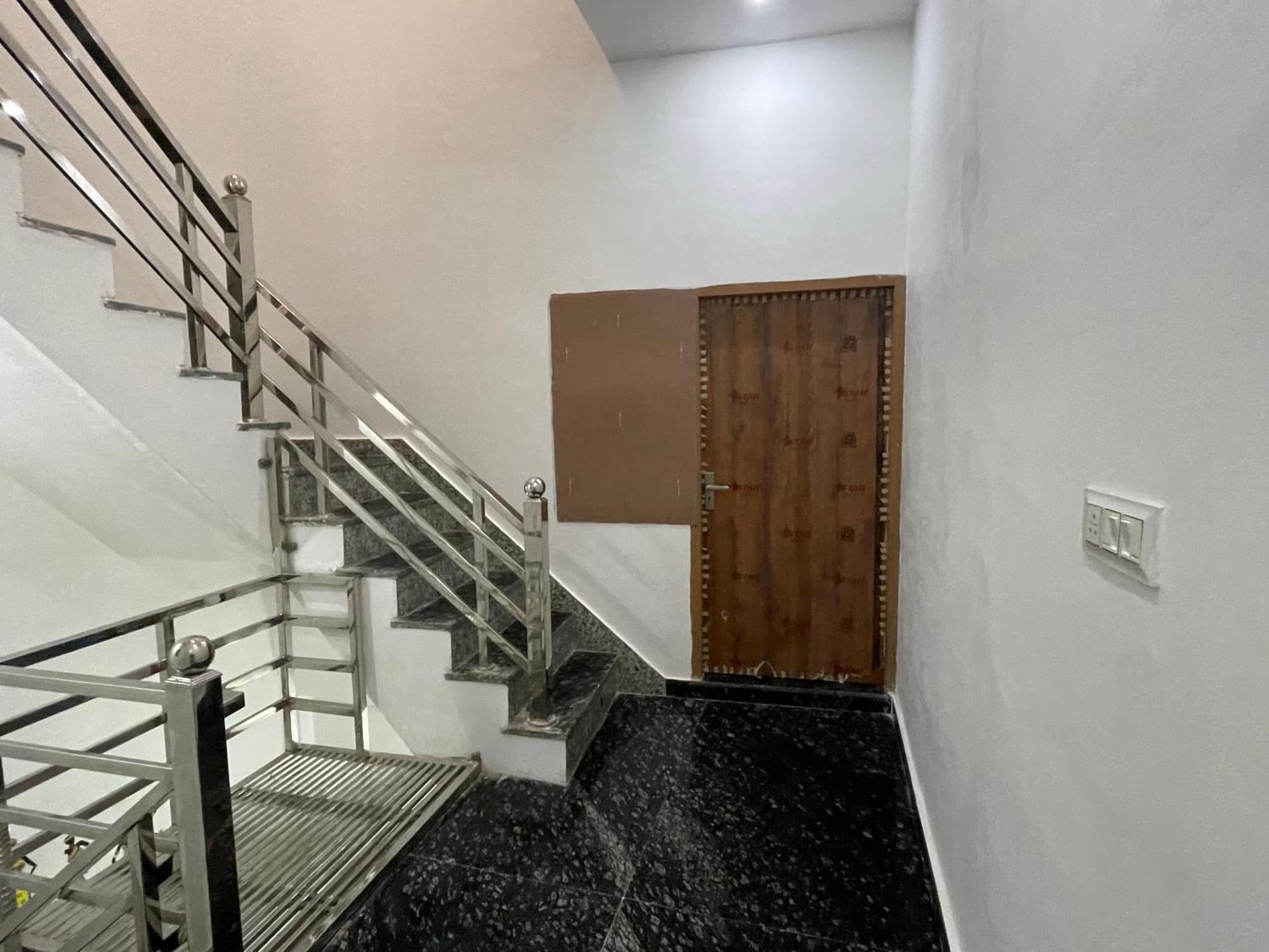 Rukmani Villas Group Of Rukmani Home Stay Mathura Extérieur photo