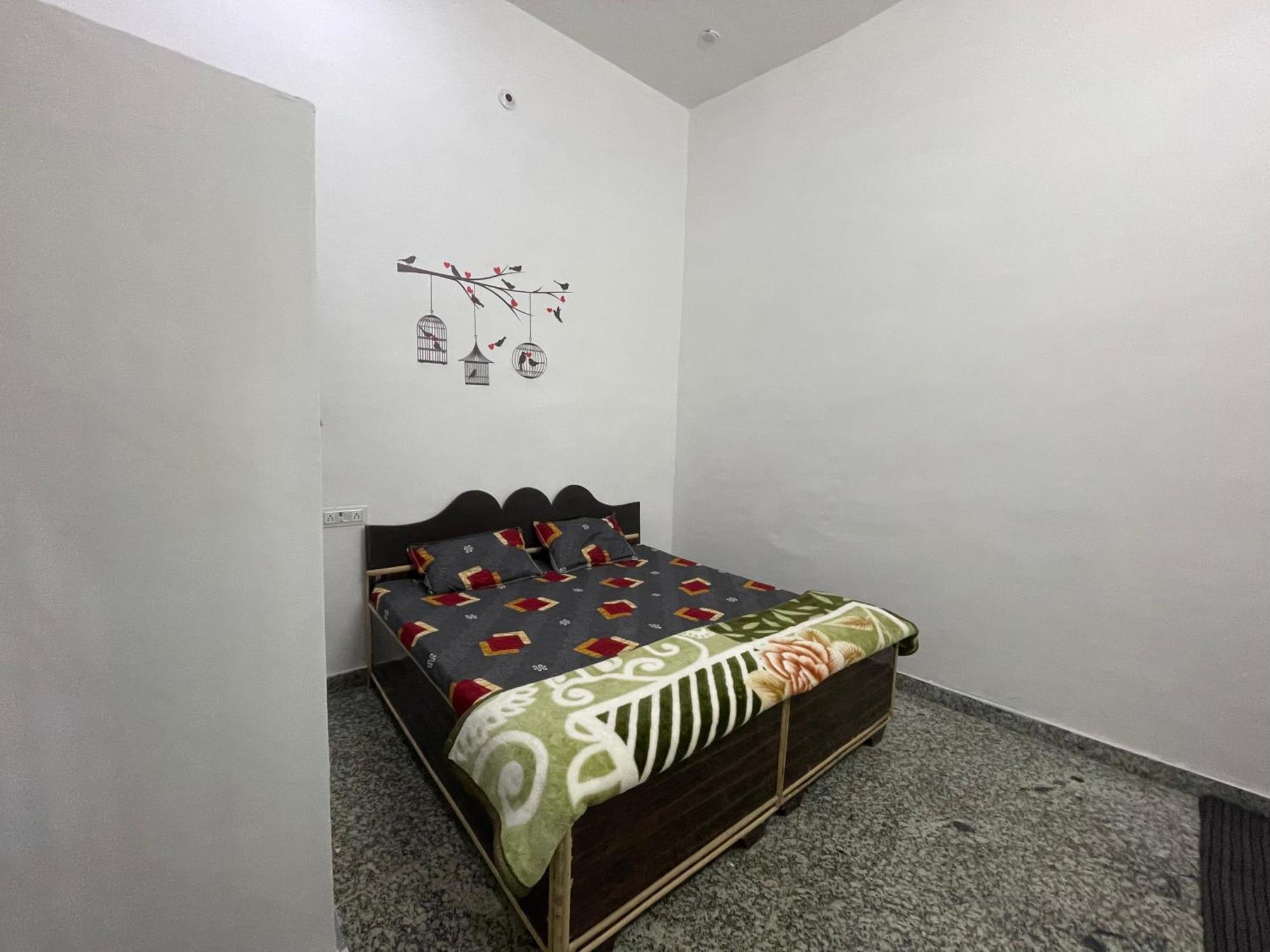 Rukmani Villas Group Of Rukmani Home Stay Mathura Extérieur photo